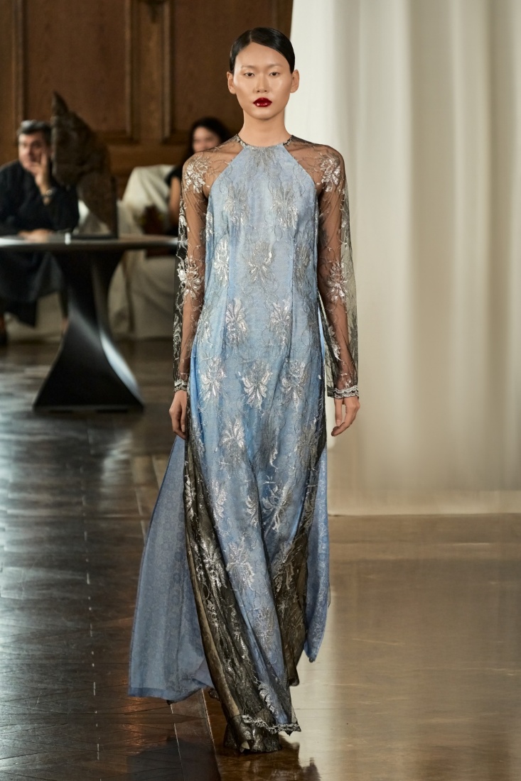 Gigi Hương Giang làm first face, điềm tĩnh và tiết chế trên sàn diễn thời trang - 5