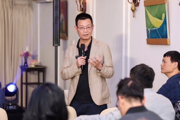 Dân chơi hi-end kỳ cựu Công Audio dành những lời có cánh cho đĩa than của Tùng Dương.