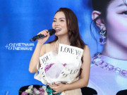 Nhạc - Ca sĩ Ngọc Anh: "Tôi mơ thấy Hồ Hoài Anh trước khi anh ấy nhận lời viết nhạc cho mình"