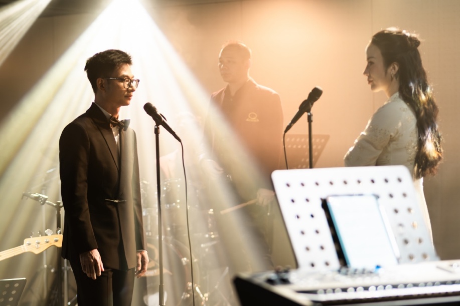 XEM VIDEO: MV cover Còn gì đẹp hơn của Trần Tuấn Hoà và Triệu Hồng Ngọc.