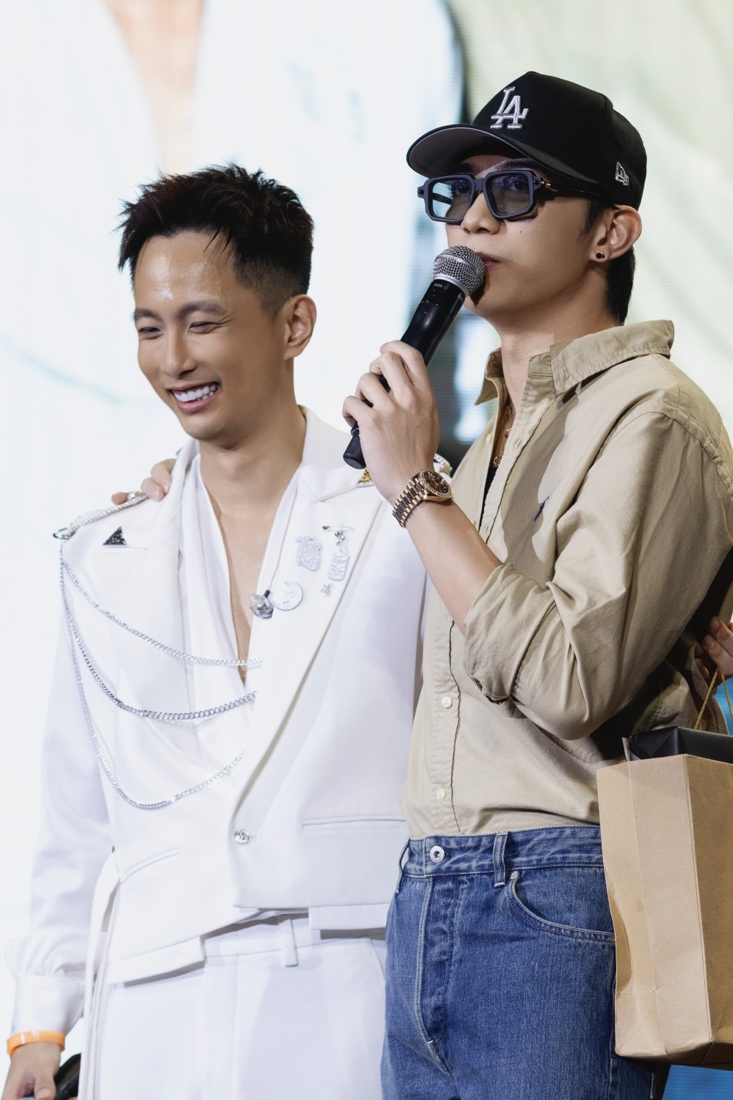 SOOBIN xuất hiện khiến toàn bộ khán phòng của buổi fan meeting vỡ oà.