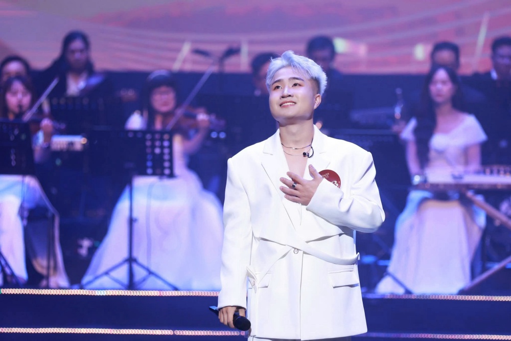 Trước khi đạt Á quân Tiếng hát Hà Nội, Cường DuyC từng thử sức tại nhiều cuộc thi lớn như Vietnam Idol, The Voice, Điểm hẹn tài năng, Giọng hát hay Hà Nội.