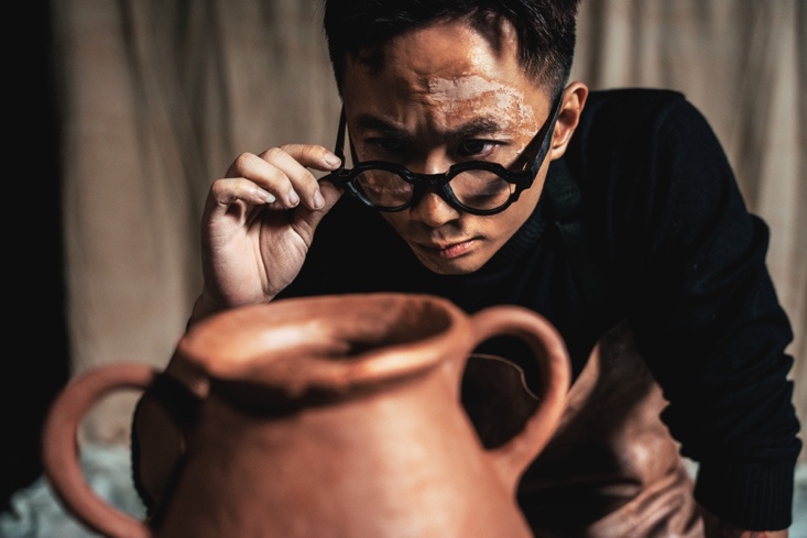 Đâu ai yêu nghệ thuật đến thế không chỉ là album của YC mà còn là lời tự sự của người nghệ sĩ trong thời đại mà giá trị sáng tạo liên tục bị thử thách, khi nghệ thuật đôi lúc phải thỏa hiệp với cuộc sống - và tình yêu với nó, nhiều khi cũng đầy mâu thuẫn và tổn thương.