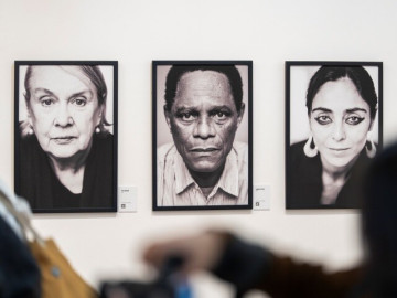 Nhiếp ảnh gia Đức nổi tiếng Birgit Kleber khai mạc triển lãm cá nhân "nhìn hay được nhìn" tại Hà Nội