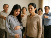 Bà bầu - Con gái 20 tuổi đang đi học thì có bầu, cả họ mắng tôi không ra gì