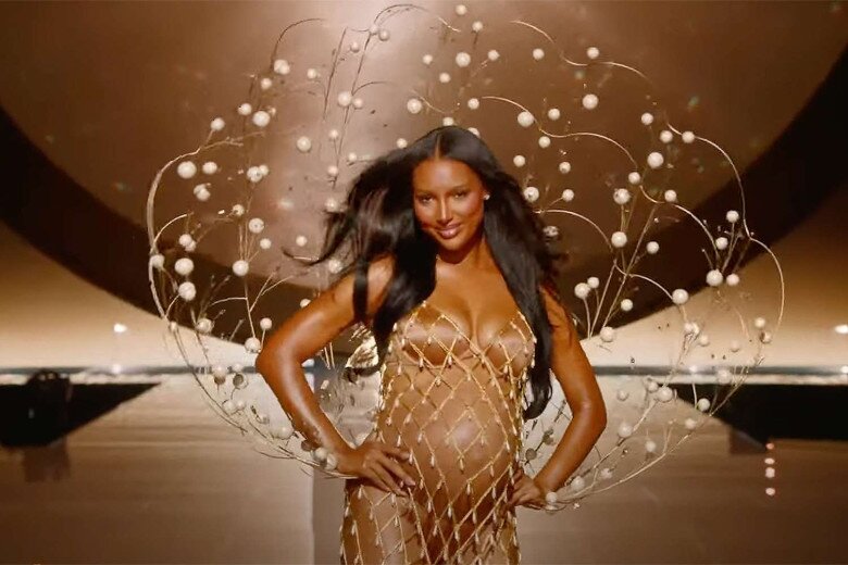 Nữ siêu mẫu là một bà bầu đầy bản lĩnh.