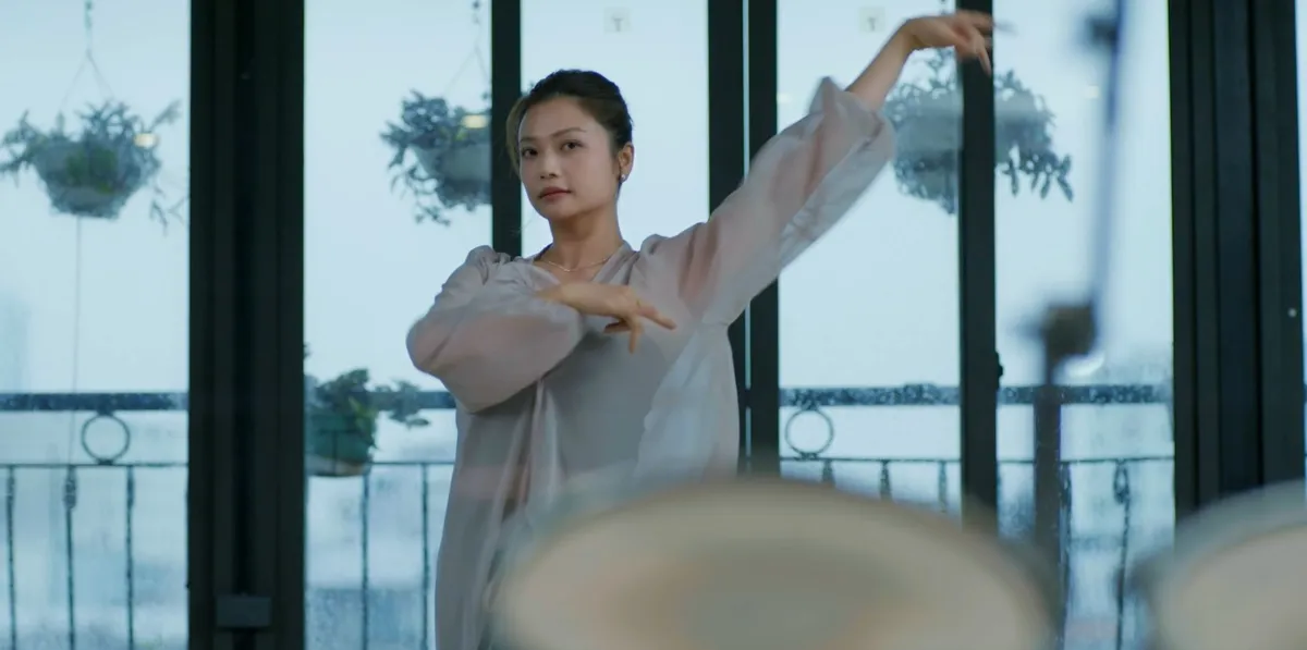 Bà Ánh quyết định đi làm giúp việc theo giờ để thêm thu nhập.