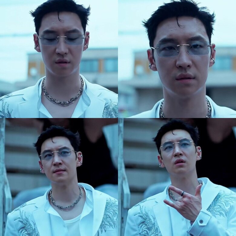 Lee Je Hoon diễn tốt cả trong những cảnh hài hước.