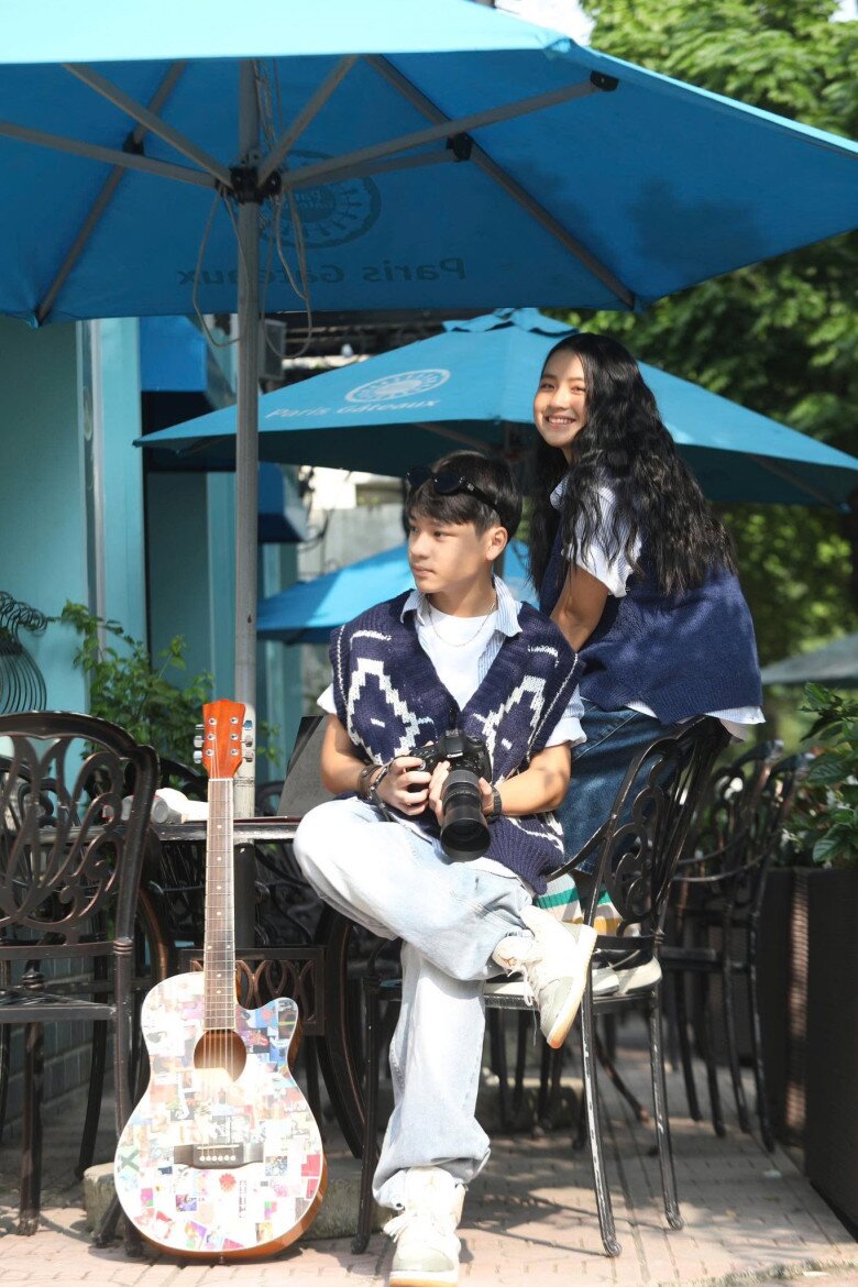 Đức Phong và Khánh Chi trở thành những người bạn ở ngoài đời thực sau dự án Cách Em 1 Milimet.