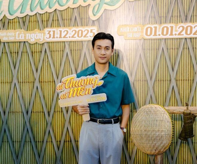 Ai Thương Ai Mến đánh dấu sự trở lại của Ngọc Thuận sau 20 năm vắng bóng màn ảnh rộng.