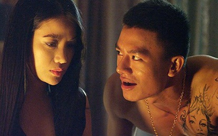 Từ ngoại hình đến chất giọng của Hiếu Nguyễn đều toát ra phong thái của một tay chơi đểu cáng.