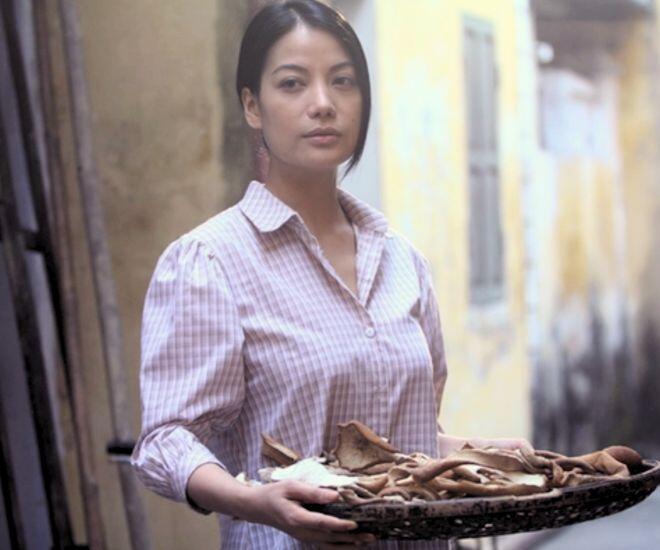 Hương Ga kể về Diệu (Trương Ngọc Ánh) – một cô gái có số phận truân chuyên, bất hạnh