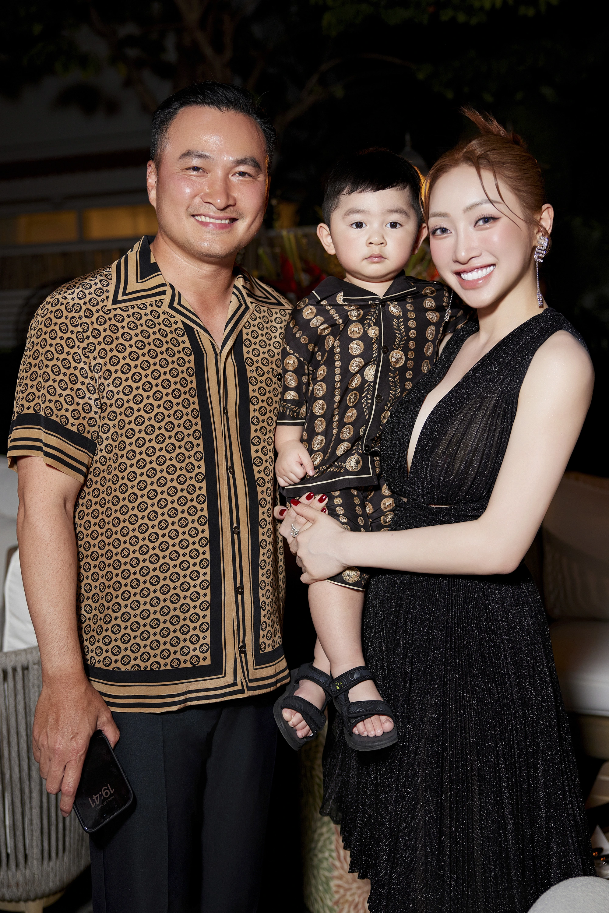 Chi Bảo hiện đang tận hưởng cuộc sống hạnh phúc viên mãn bên doanh nhân trẻ Lý Thùy Chang.