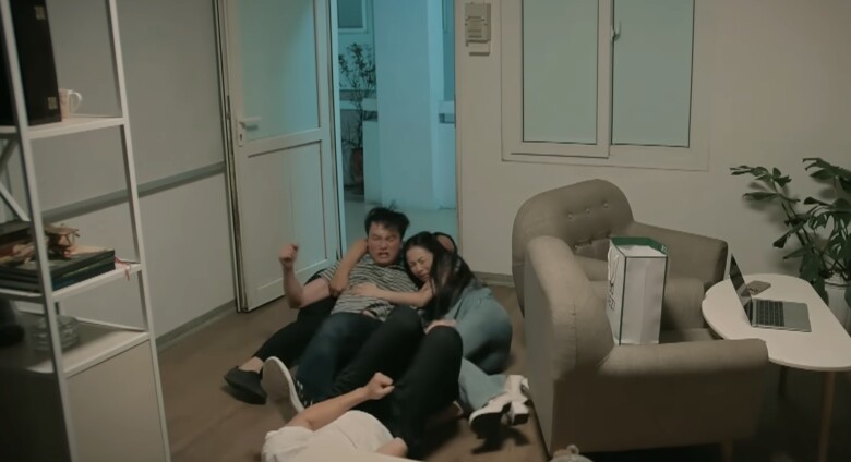 Nga bị Nghiêm cưỡng bức nhưng Đức đã đến giải cứu kịp thời.