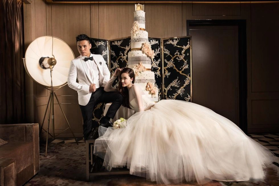 Năm 2016, Hùng Đại Lâm chính thức lên xe hoa với đại gia họ Quách.