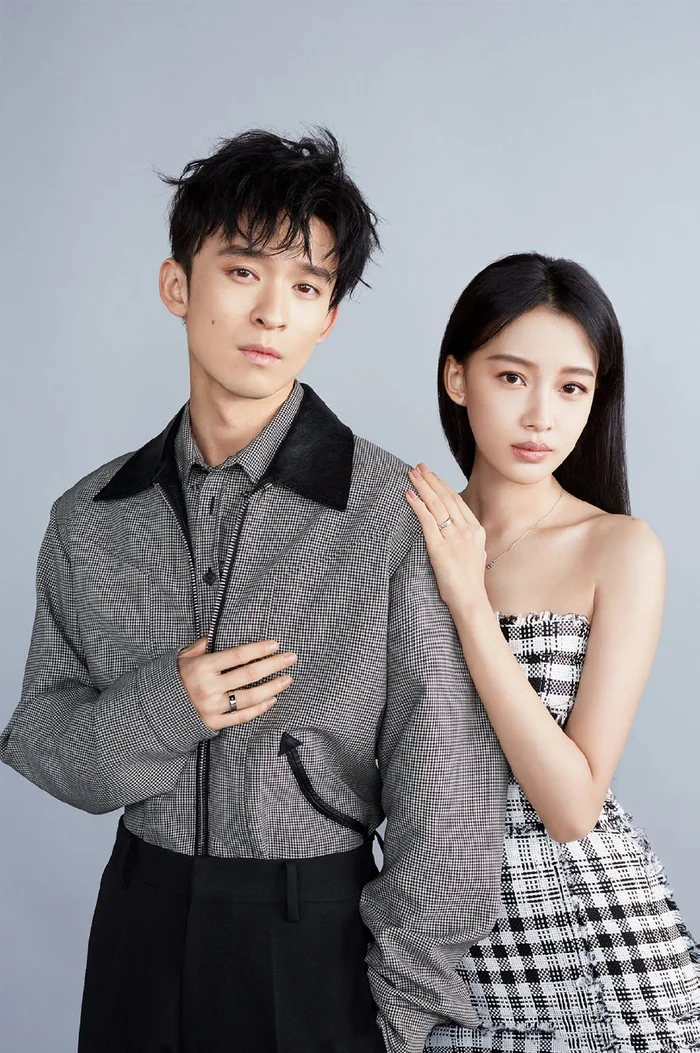 Tôn Di được cho là muốn leo cao, dựa vào quyền lực của mẹ chồng nên mới kết hôn với Đồng Tử Kiện.