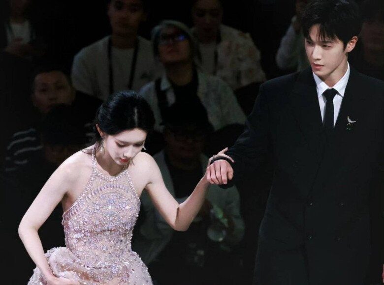 Sự cố của Mạnh Tử Nghĩa còn kéo theo hiệu ứng bùng nổ trong cộng đồng fan cặp đôi Lý Quân Nhuệ - Mạnh Tử Nghĩa.