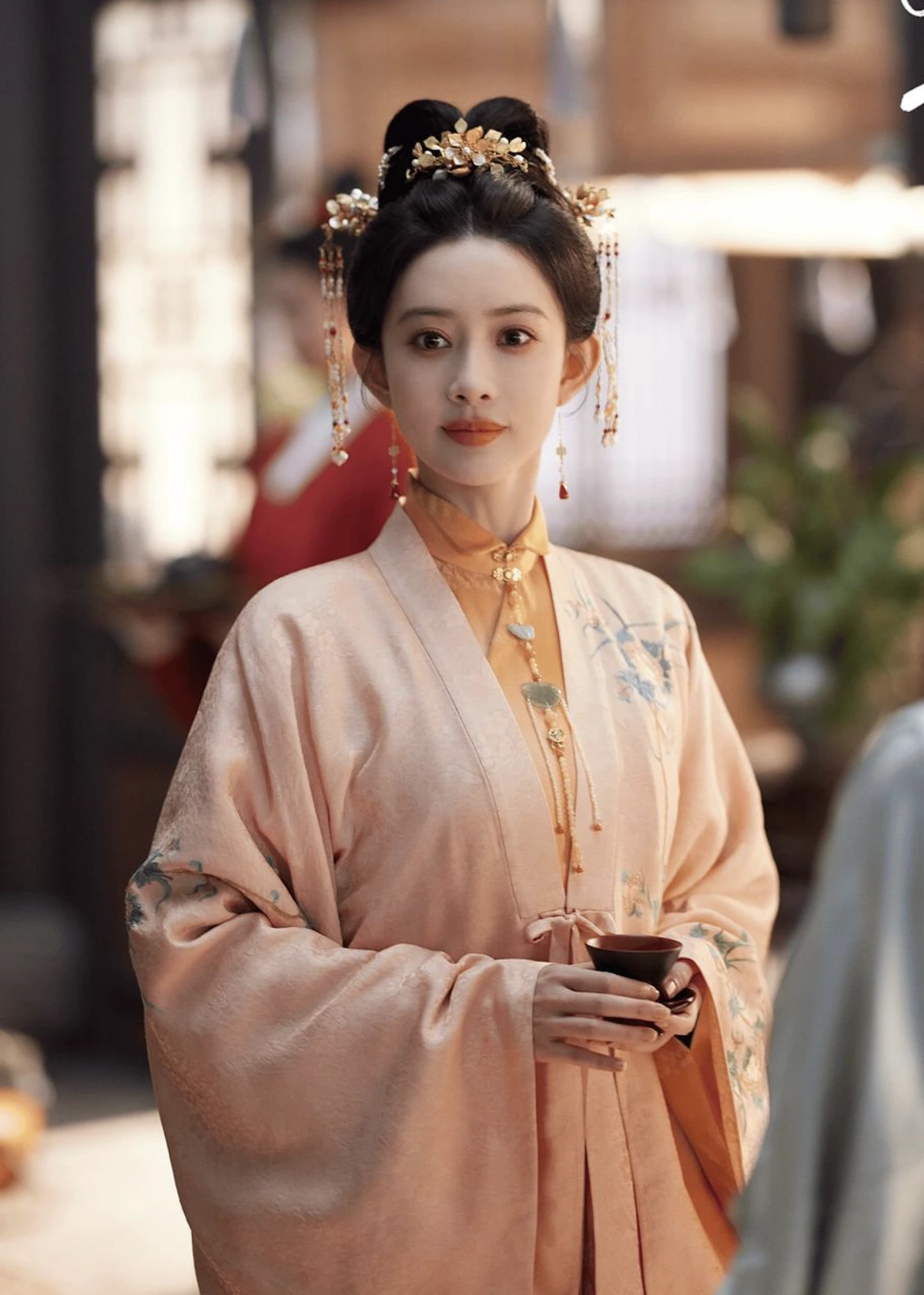 Ngay cả trong giai đoạn tăm tối của sự nghiệp, Mạnh Tử Nghĩa vẫn chăm chỉ đóng phim.