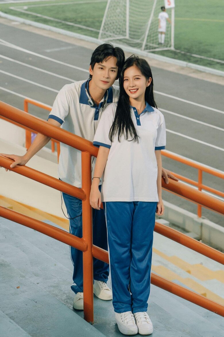 Bộ ảnh thanh xuân vườn trường của Ngọc Huyền và Trần Nghĩa từng nổi khắp cõi mạng.