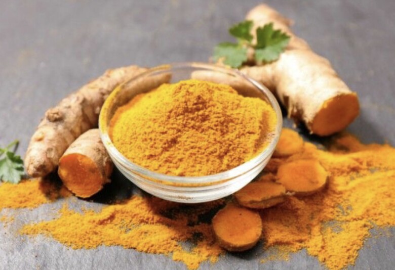 Củ nghệ có giúp chống viêm, bảo vệ cơ thể trước vi khuẩn, virus... (Ảnh minh hoạ)