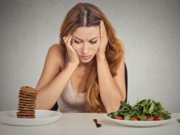 Ruột khỏe thì sống lâu, 5 thực phẩm tàn phá ruột nhưng nhiều người Việt thích mê, ngày ăn 3 bữa