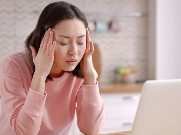 Sức khỏe - 12 dấu hiệu từ cơ thể cho thấy bạn đang căng thẳng quá mức, người trẻ thường bỏ qua rồi ân hận