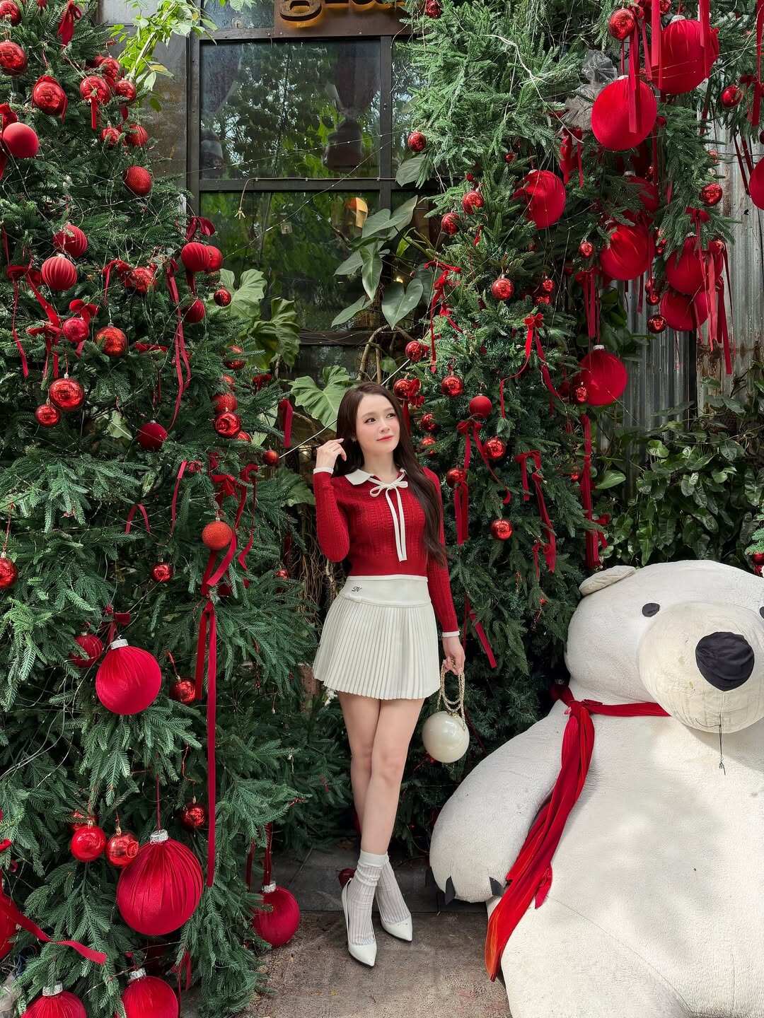 Mỹ nhân U40 trông như nữ sinh nhờ 4 items amp;#34;hackamp;#34; tuổi, chị em 30+ tham khảo có ngay tủ đồ trẻ hóa tự nhiên - 3