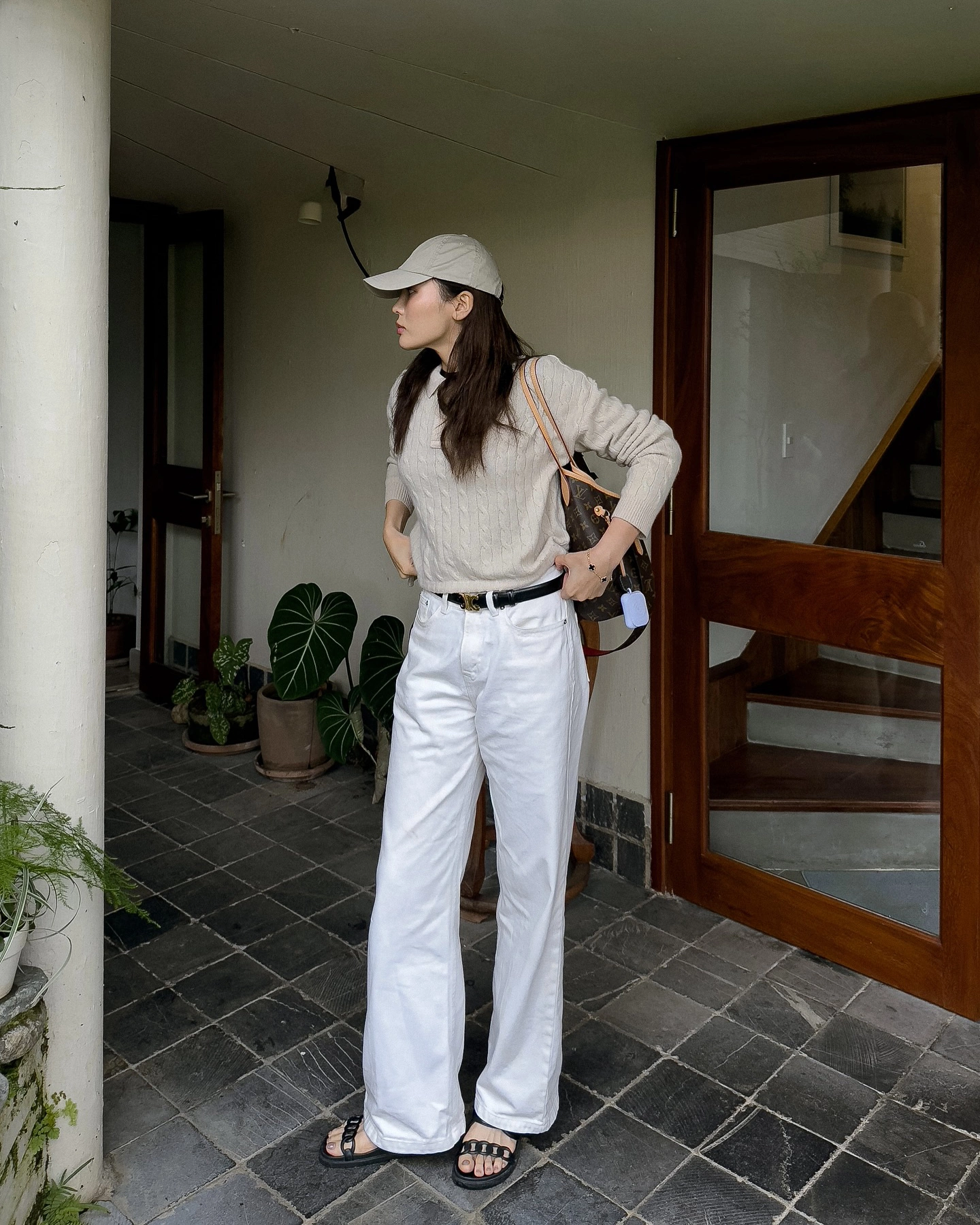 8 kiểu mốt không tốn kém được sao Việt lăng xê mùa thu, chị em sắm một món đủ đẹp suốt mùa - 10