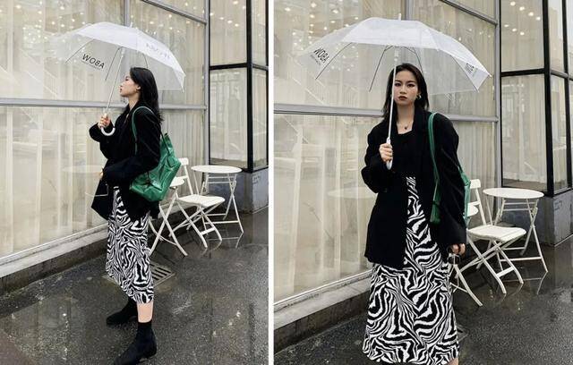 Nếu trang phục quá nhiều gam tối, người mặc có thể làm sáng diện mạo bằng túi xách da sáng màu hoặc một lớp áo bên trong tông sáng.