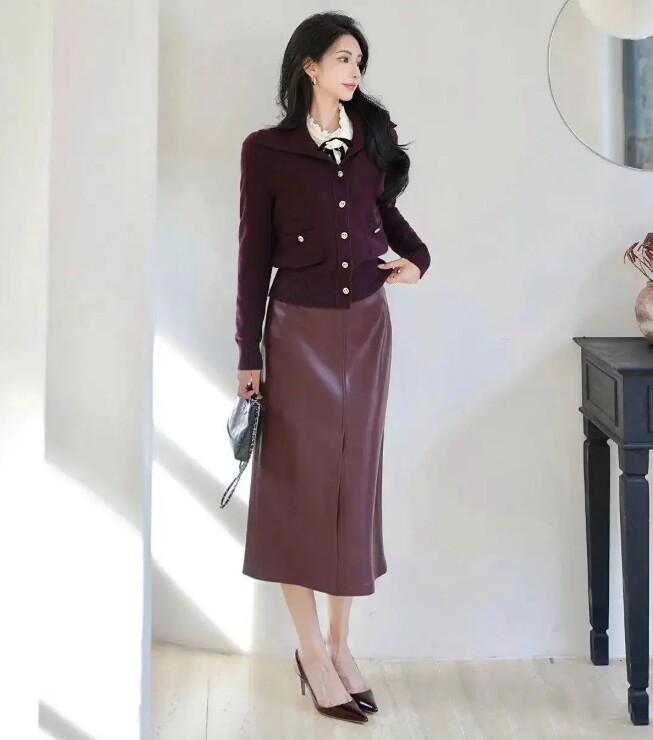 5 combo màu sắc “thần thánh” mùa thu đông giúp chị em 40+ trông trẻ trung như đôi mươi - 11