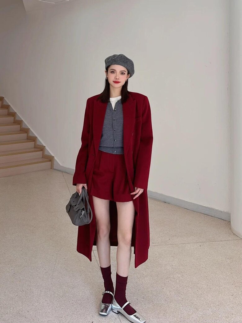 4 công thức phối đồ đỏ không amp;#34;dừamp;#34;, giúp nàng diện lên trông sành điệu và amp;#34;hackamp;#34; tuổi mùa Giáng Sinh này - 12