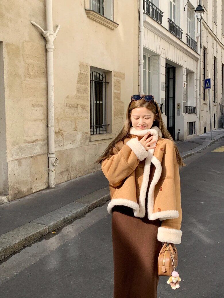 Chị em cao dưới 1m60 đừng mặc áo khoác dài, thay bằng 4 kiểu áo dáng ngắn này hóa thành 1m70 lại sành điệu - 10