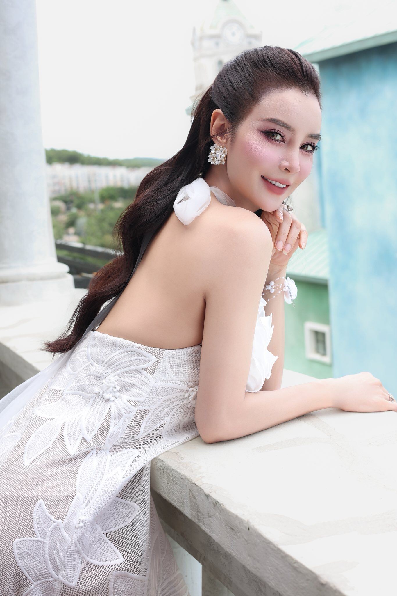amp;#34;Cô Trúcamp;#34; Mai Thu Huyền khoe ảnh gia đình: Mẹ ruột thời trẻ xinh như mộng, hai con gái đều thừa hưởng amp;#34;gen cực phẩmamp;#34; - 20