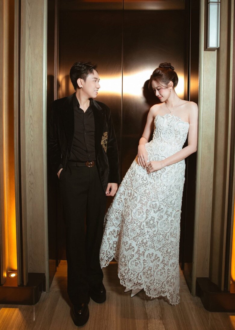 Cô được chú ý nhiều hơn sau khi kết hôn với diễn viên Anh Đức - bạn thân Trấn Thành.