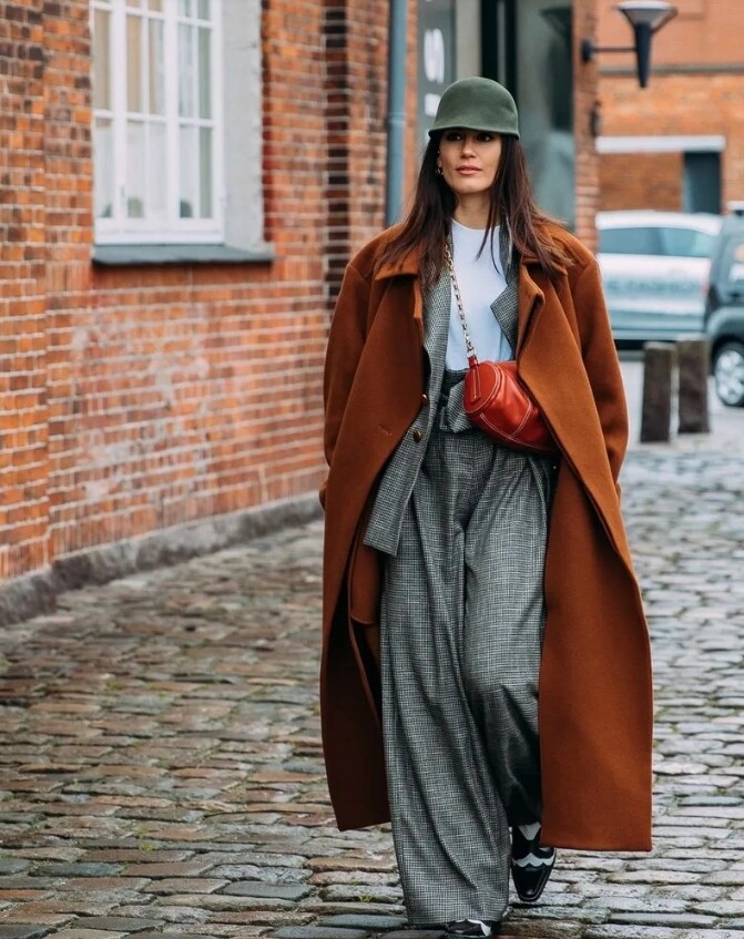 Mỗi lớp trang phục là một điểm nhấn, giúp bạn vừa ấm áp vừa toát lên nét thanh lịch, hiện đại đầy cuốn hút.