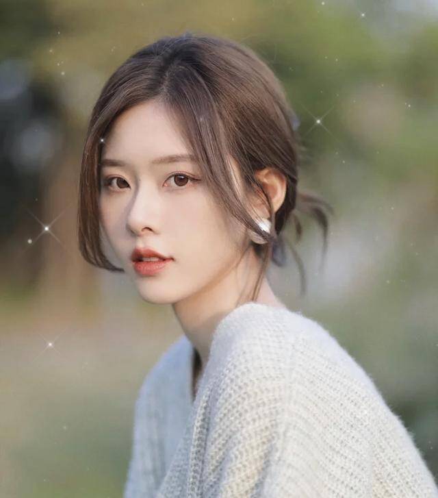 Cùng kiểu mặt sao người khác cắt mái thì trẻ còn bạn lại già? Cứ dựa vào điểm này sẽ tôn ngũ quan hài hòa - 5