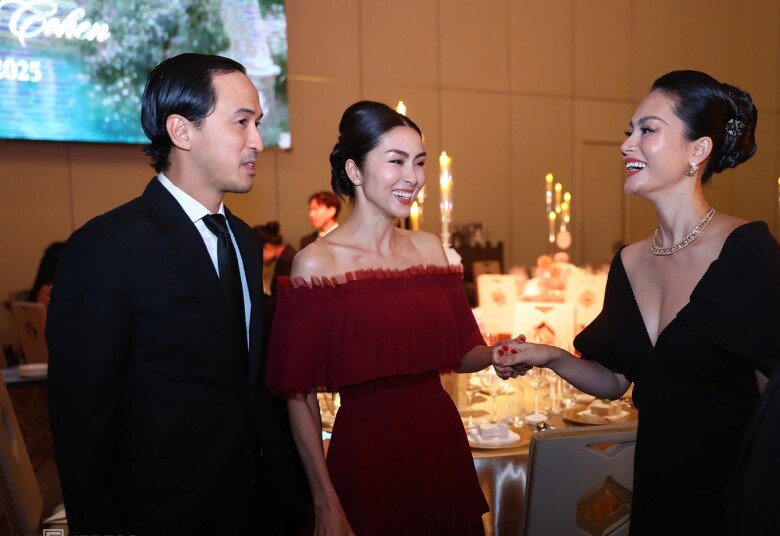 Mỹ nhân Việt lên đồ sang chảnh dự đám cưới Tiên Nguyễn: 2 con dâu nhà tỷ phú một 9 một 10, Quỳnh Anh Shyn hở bạo - 2