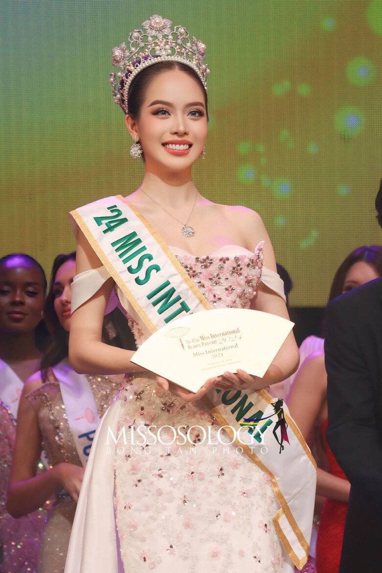 Thanh Thủy đã tạo nên thành tích đáng nhớ cho Việt Nam tại đấu trường sắc đẹp Miss International.
