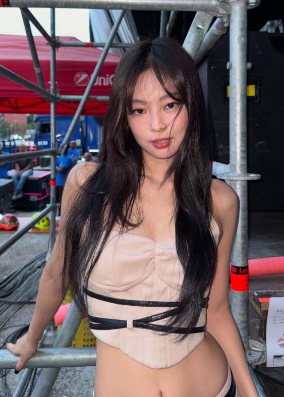 Không chỉ nịnh da và amp;#34;hack tuổiamp;#34;, đây là màu tóc nhuộm sẽ hot nhất năm 2026, vẫn đẹp ngay cả khi phai màu - 5