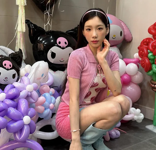 Mặc gì ngày đầu tiên của năm 2026 để cả năm may mắn? Chị em cứ diện theo công thức sau sẽ amp;#34;đầu xuôi đuôi lọtamp;#34; - 4