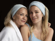 Đẹp - 5 việc làm hàng ngày giúp U80 được khen trẻ "như chị gái của cháu"