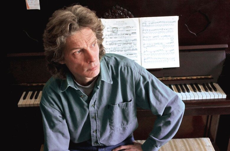 Nhìn lại đỉnh cao nhan sắc “cậu bé đẹp nhất thế giới” vừa qua đời: Đẹp đến siêu thực nhưng biến cuộc đời thành bi kịch - 16