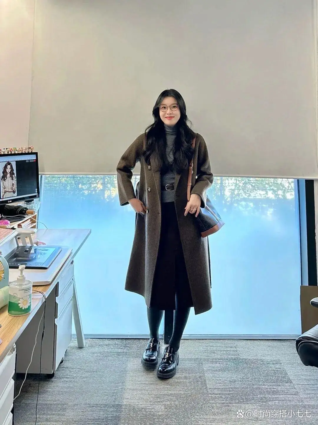 16 outfit mùa đông chỉ với 4 kiểu áo khoác cơ bản nhất giúp nàng 30+ mặc đẹp suốt mùa không cần nghĩ - 9