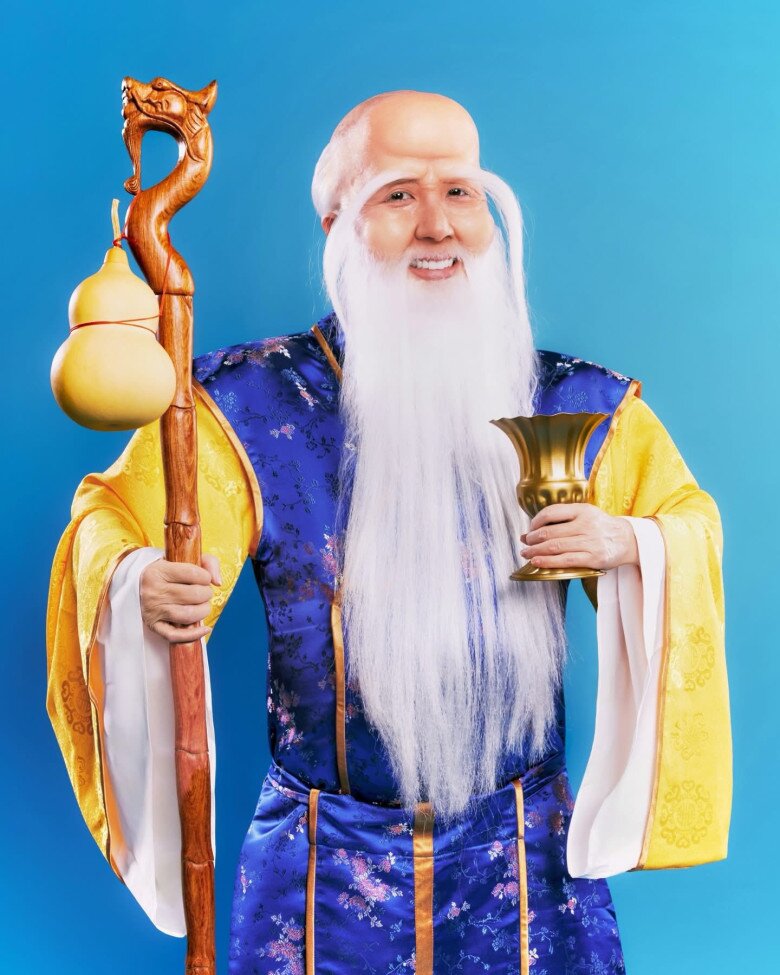 Dù đầu tư kỹ lưỡng về tạo hình song bộ ảnh này của Quỳnh Anh Shyn bị nhiều người chê phản cảm.