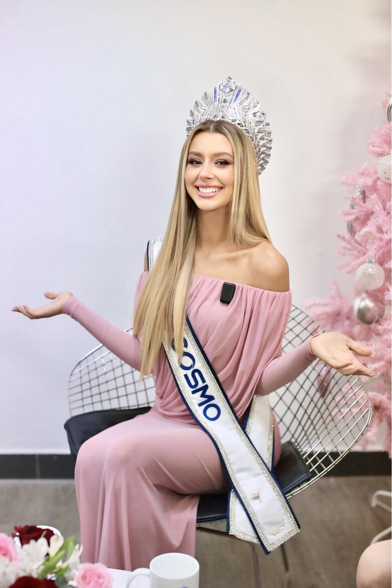 Hoa hậu Yolina chia sẻ sợ bị gọi nhầm trong khoảnh khắc xướng tên người đăng quang.