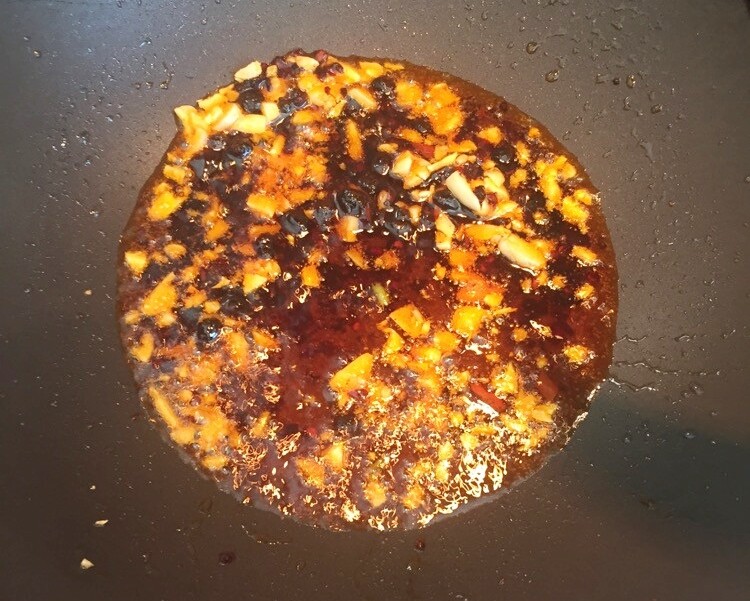 Ăn mãi mới biết rau này giàu kali và canxi, đem xào kiểu này vừa ngon giòn lại bổ - 5