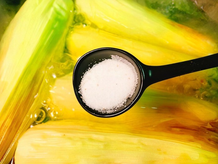 Bảo quản ngô, luộc xong mới trữ đông hay cho luôn vào ngăn đá, nhiều người chưa biết thì học ngay cách của đầu bếp - 2