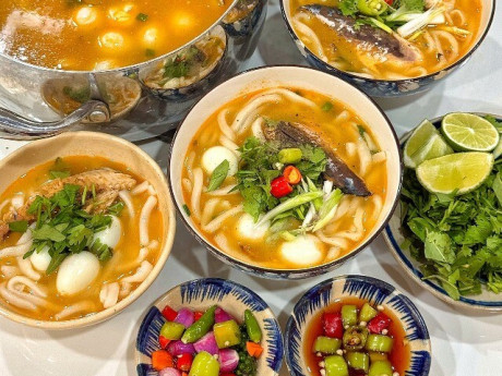 Cách làm bánh canh cá nục Đà Nẵng thơm nức mũi, lạ miệng mà ngon của mẹ đảm, ăn một lần nhớ mãi