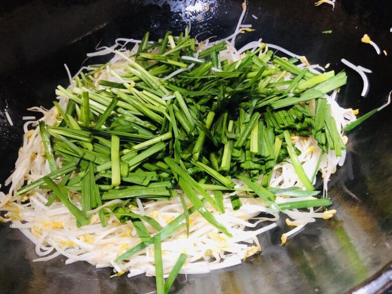 Hai rau này xào với nhau vừa dễ làm lại bổ gan, tráng dương, ngon hơn cả thịt - 4