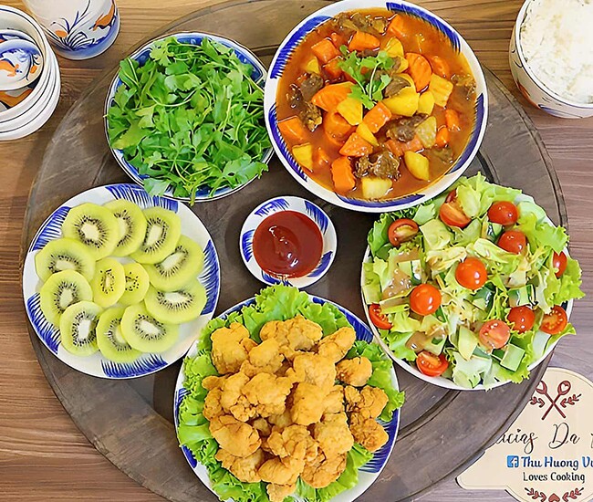 Thực đơn hấp dẫn cho bữa tối.